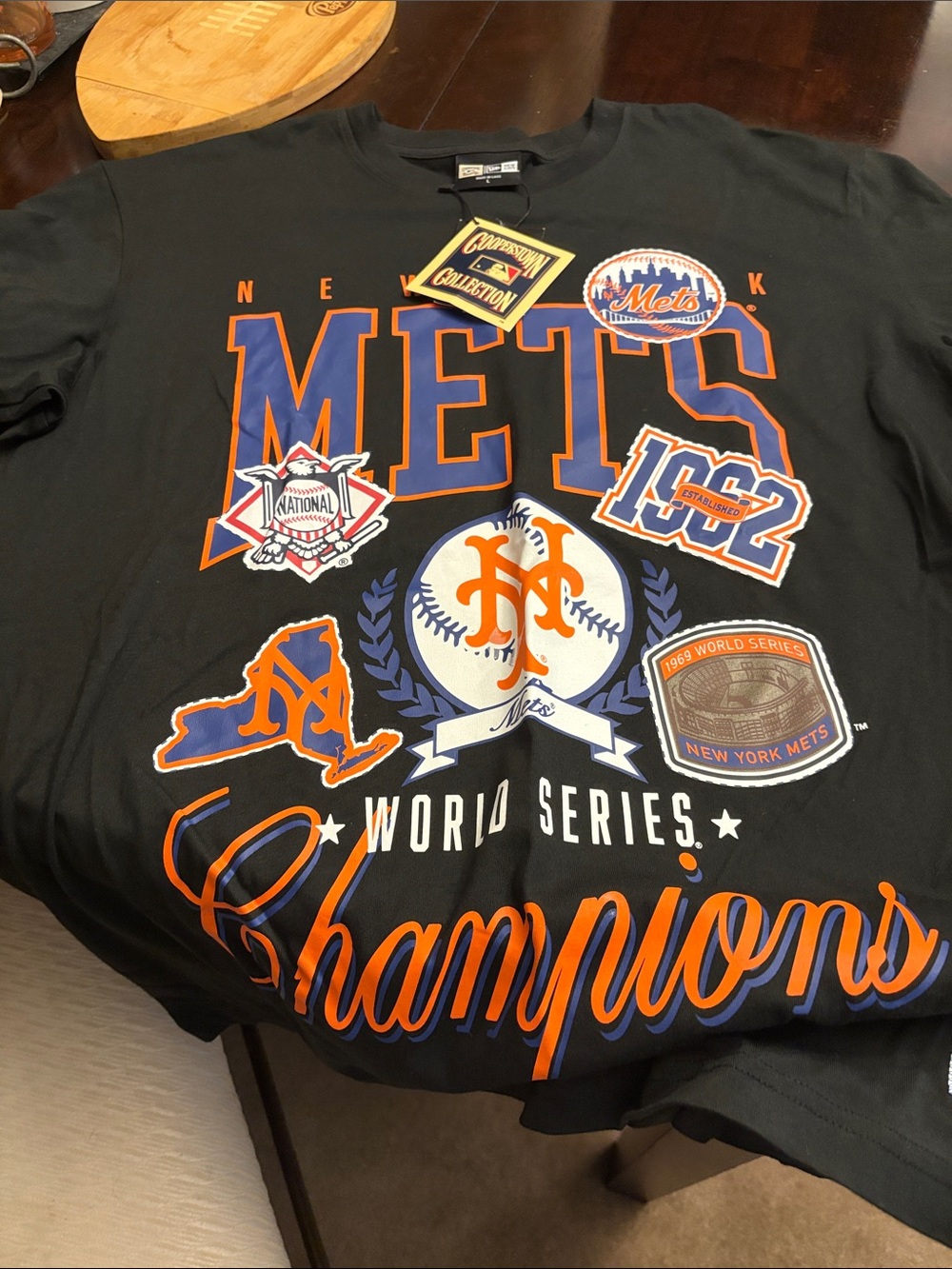 New York Mets Men's Black Graphic Short Sleeve Tee